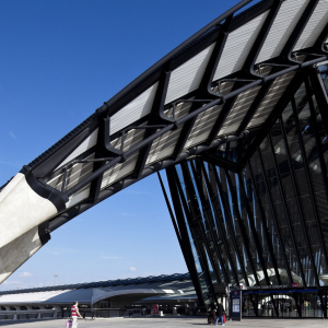 Gare SNCF de Saint-Exupéry ©www.b-rob.com
