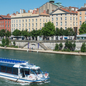 Bateau Navilys quai des Célestins - Les Bateaux Lyonnais