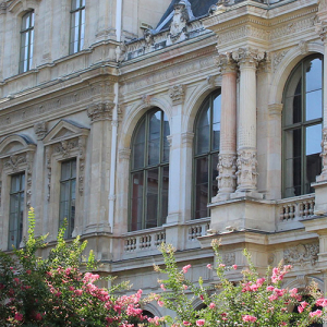 la-Bourse_credit-LV_1920x500