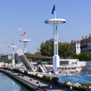Piscine du Rhône © Travelview/Shutterstock.com